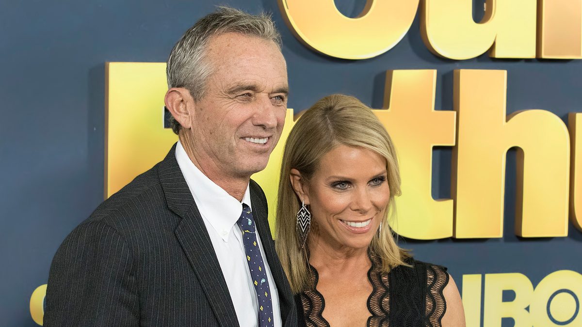 Is Cheryl Hines the Reason RFK Jr. Endorsed Trump?