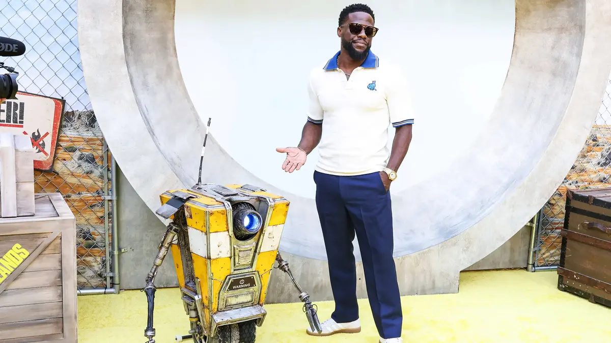 Kevin Hart arrives at the Lionsgate Films Borderlands Special Los Angeles