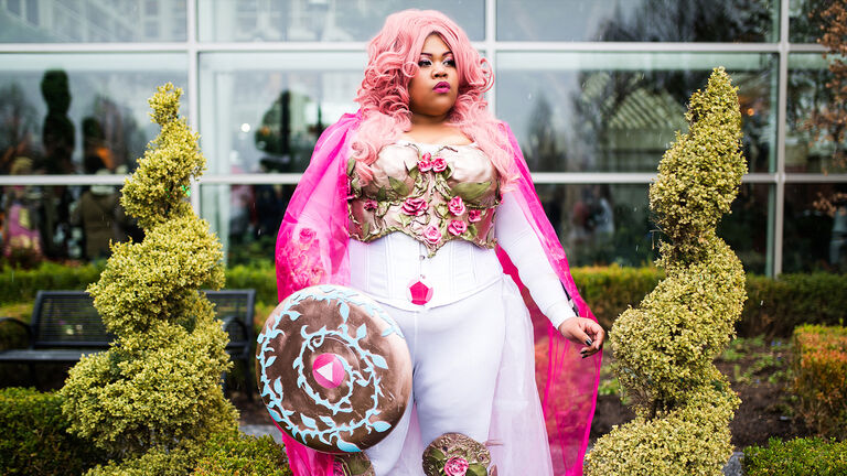 Tranquil Ashes’ Rose Quartz Cosplay Shines Bright Like a Diamond