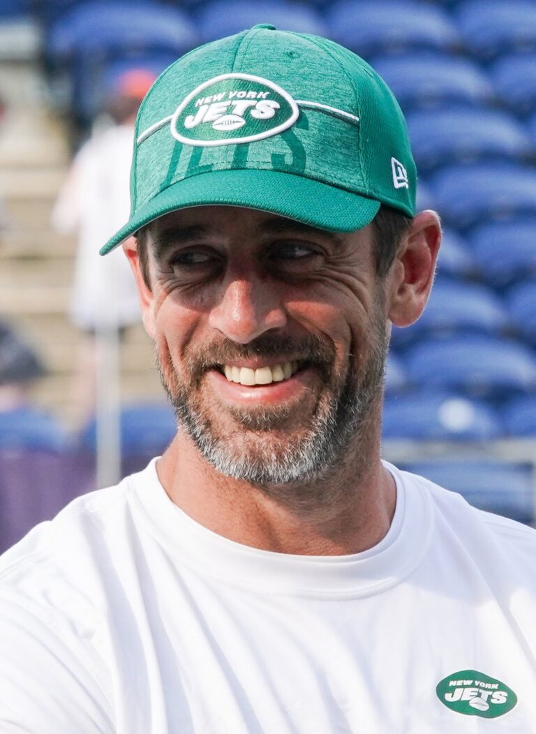 The Unc Bowl of 2025: How Aaron Rodgers and Joe Flacco Made it to Bengals-Steelers