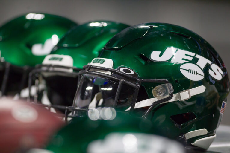 Jets bench Justin Fields: How New York can salvage its QB position for the future