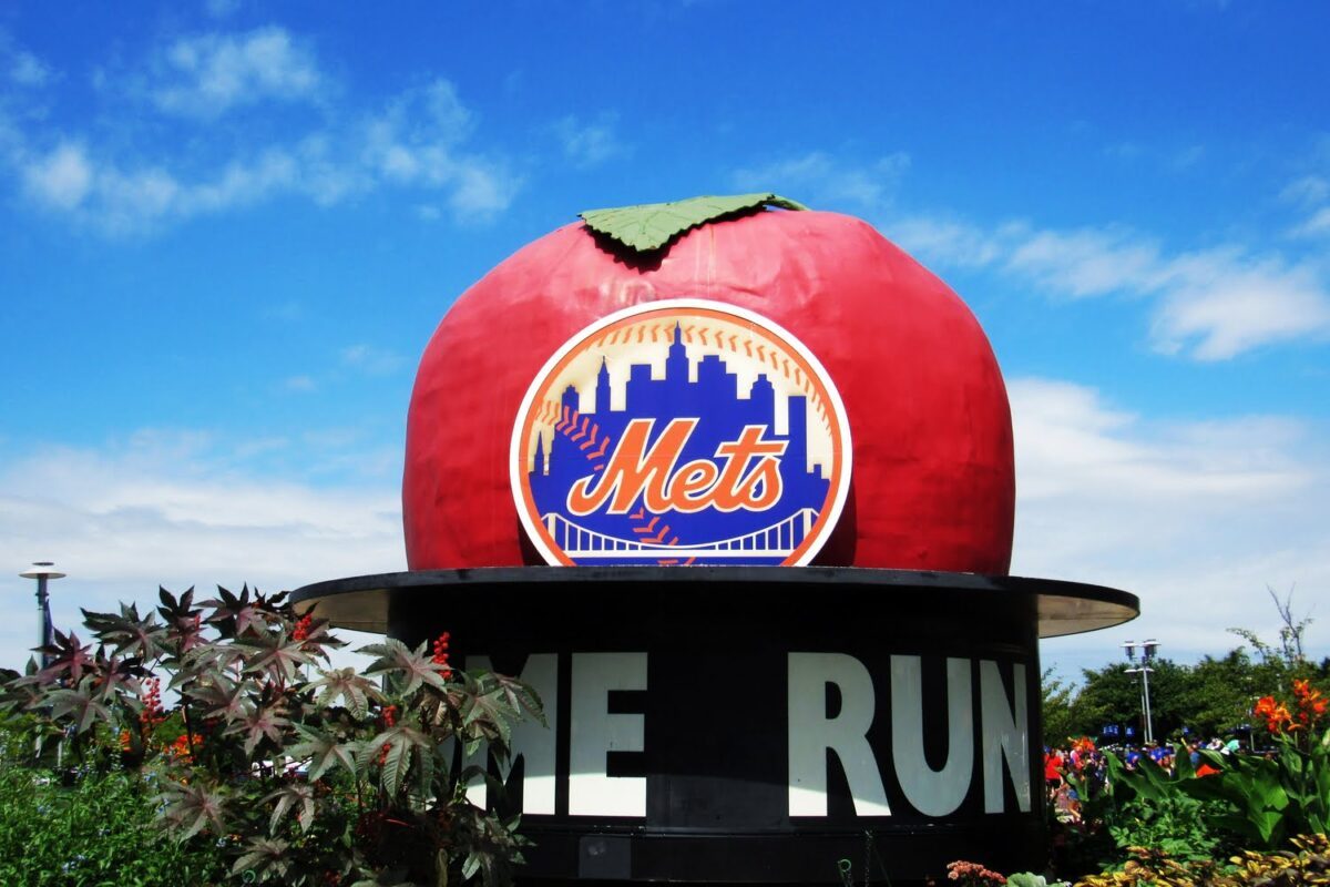 New York Mets Home Run Apple