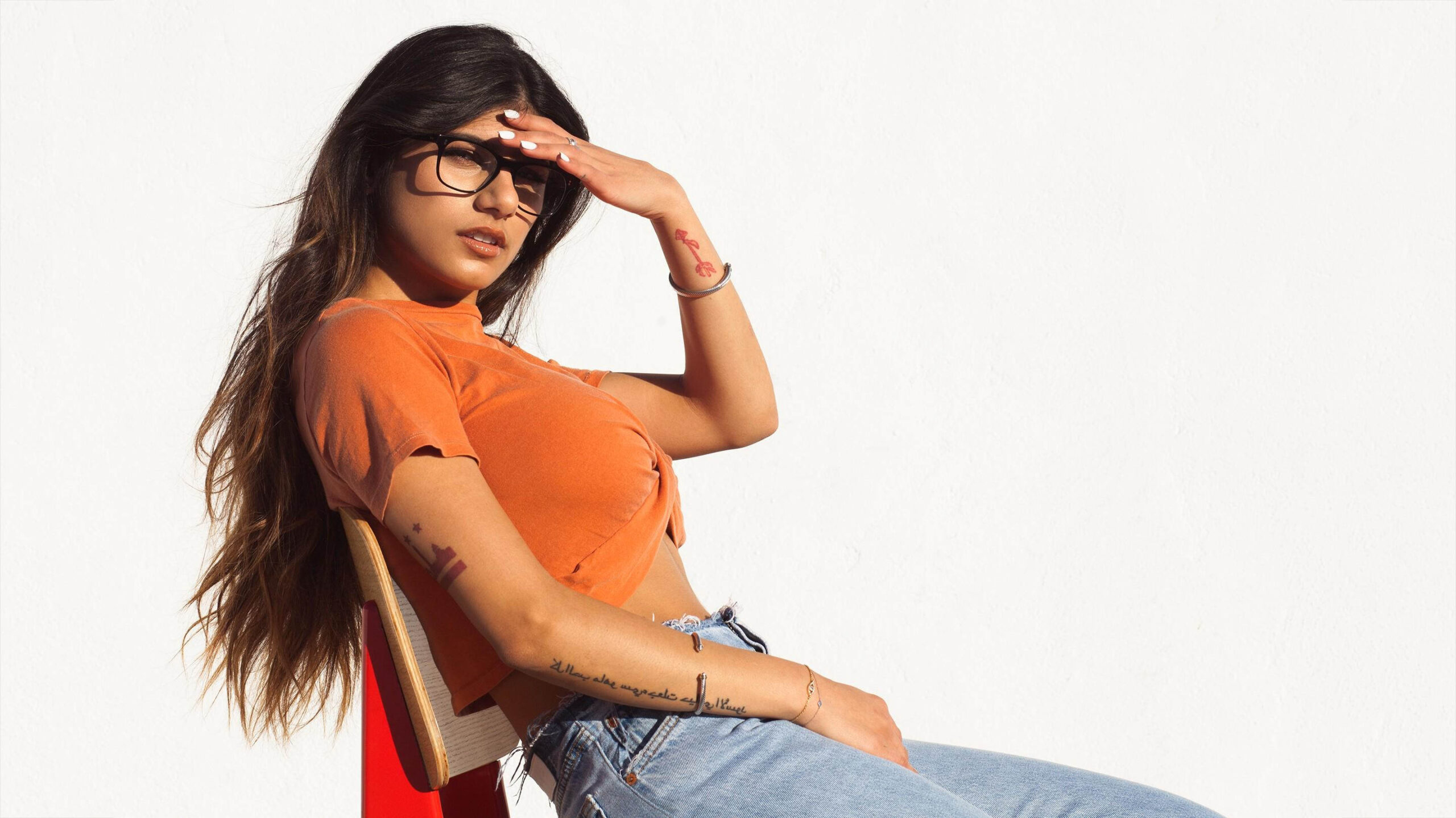 2_mia-khalifa_2018_Digital copy.jpg