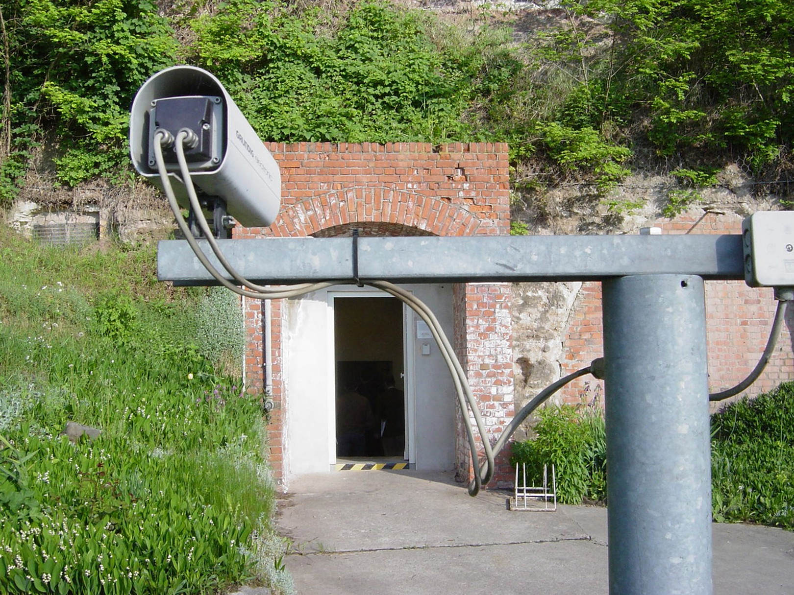 4_bunker-business.jpg