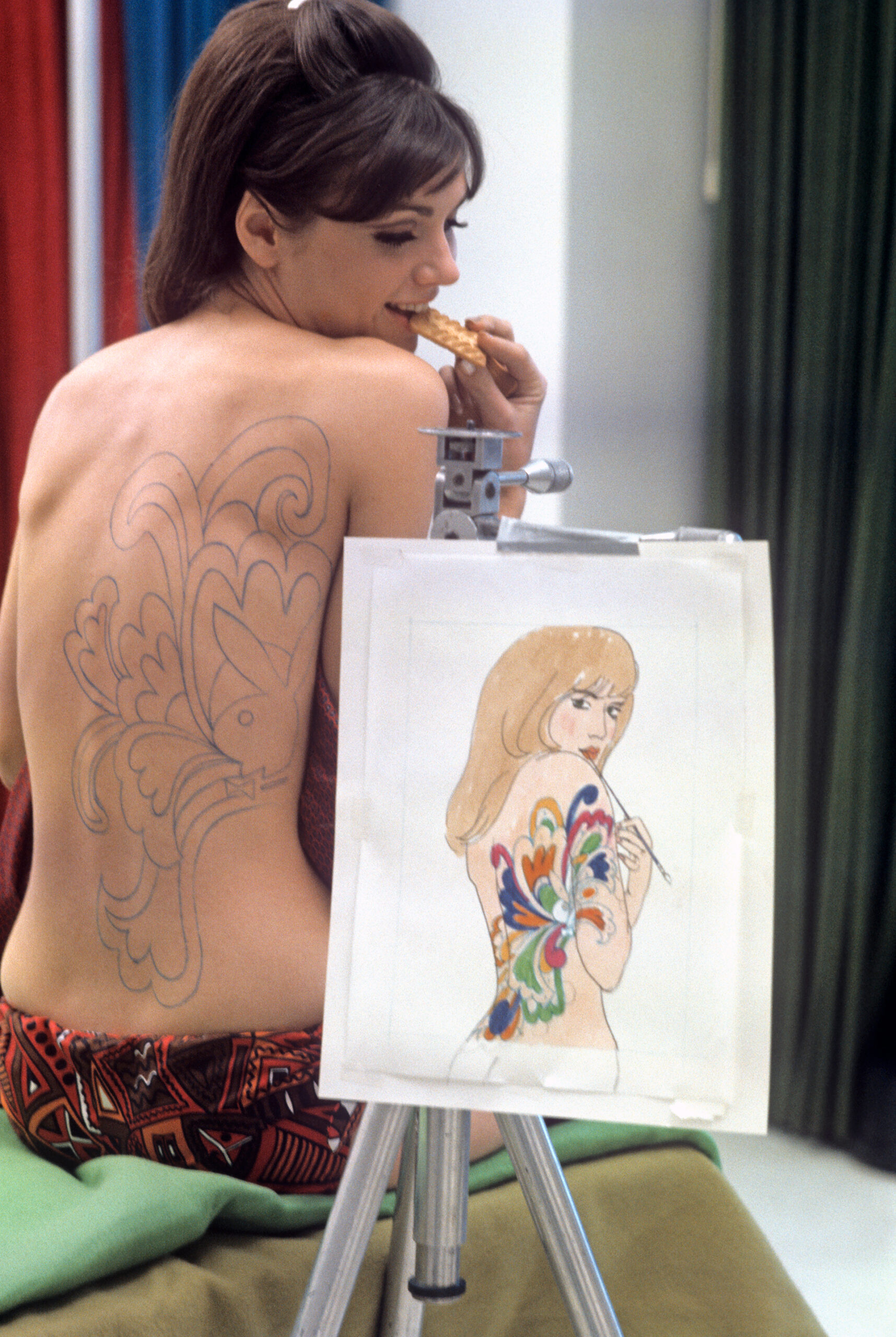 6-Behind-the-Cover-March-1968-BTS-02B