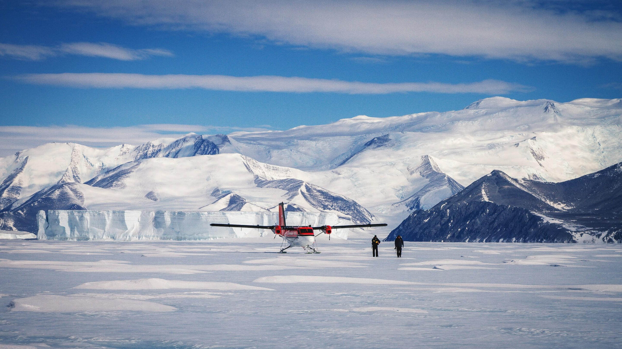 Antartica_gerwin-ice_embed_(01).jpg