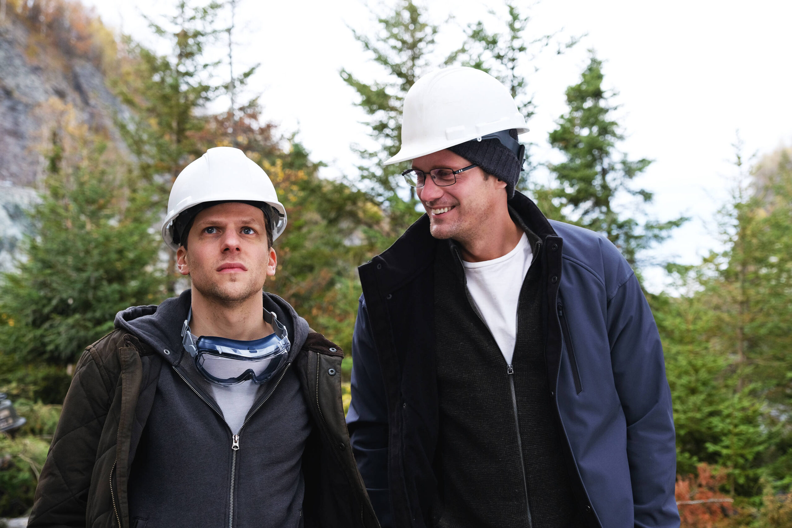 Jesse-Eisenberg-The-Hummingbird-Project_embed02.jpg