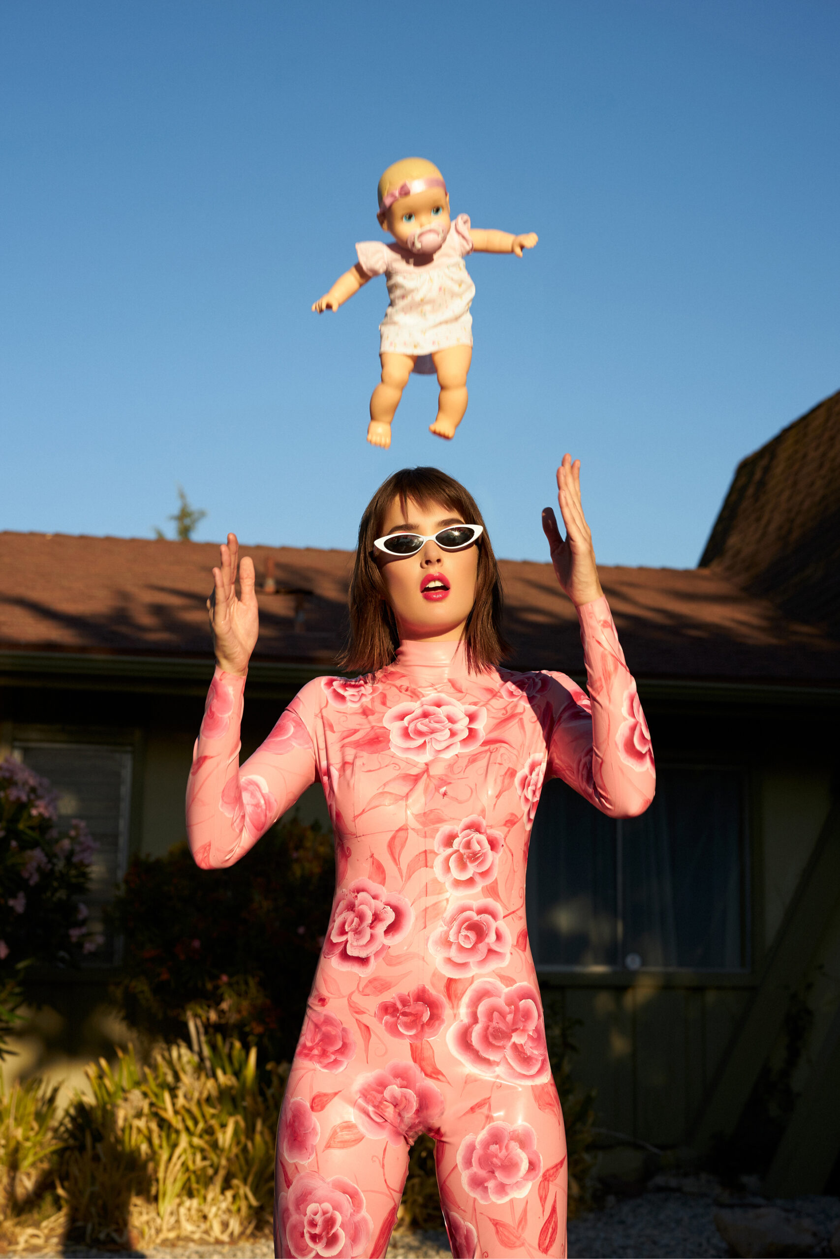 Jessica-Wall Barbie 02B