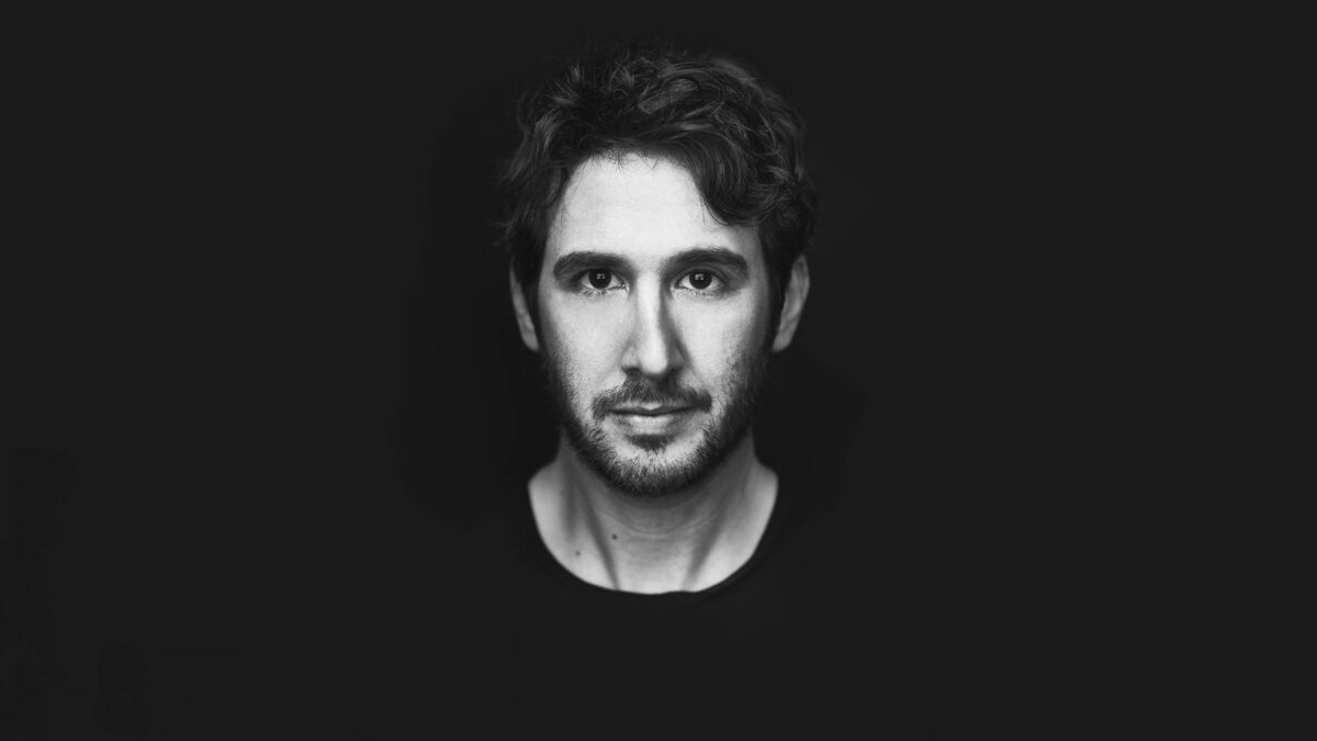 Josh-Groban_16x9.jpg