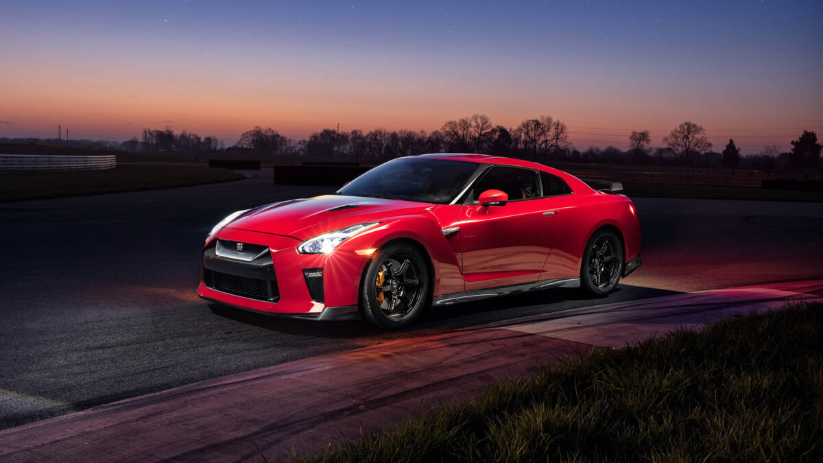 Nissan-GT-R_16x9.jpg
