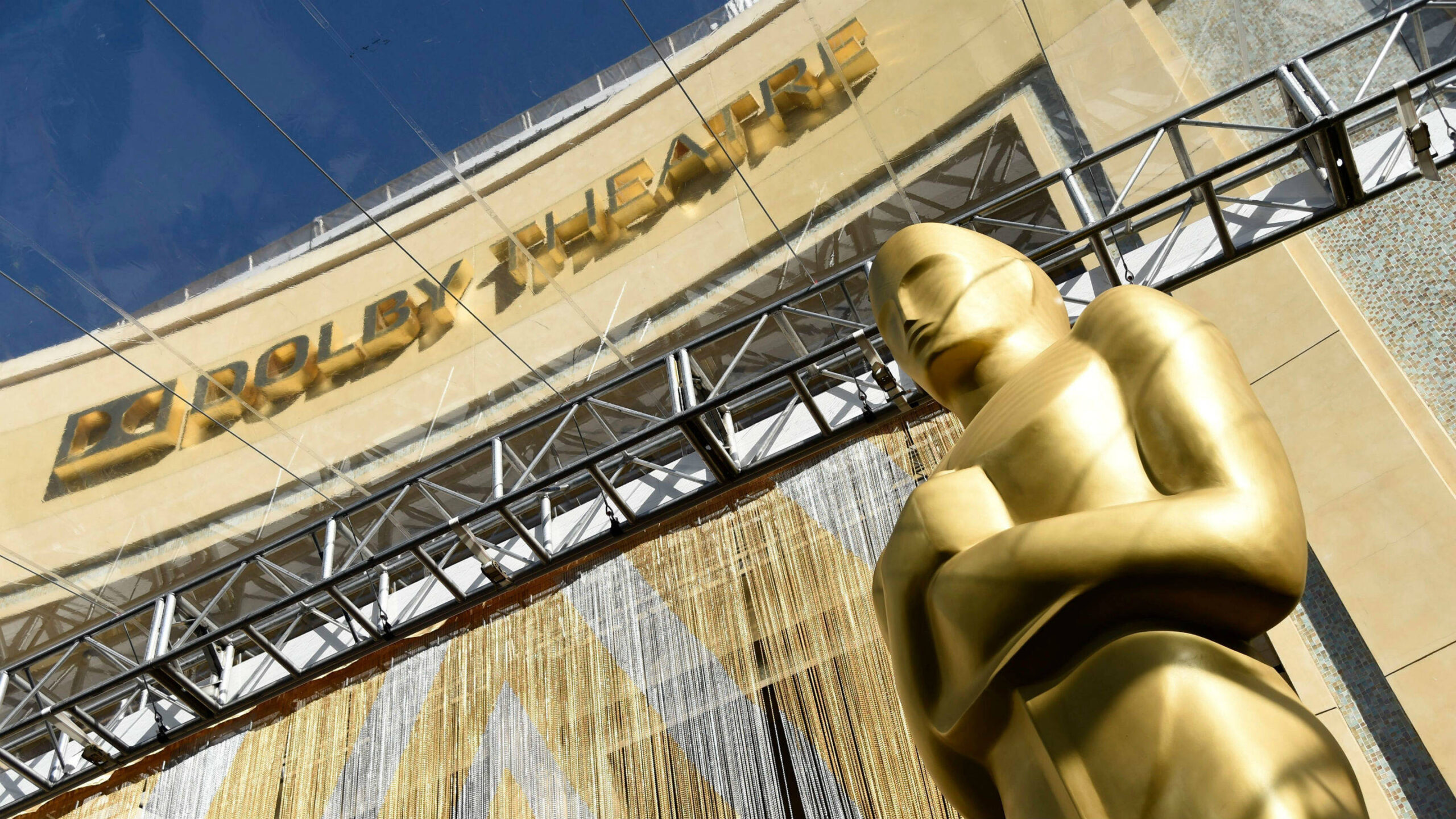 Oscars Statue Dolby.jpg