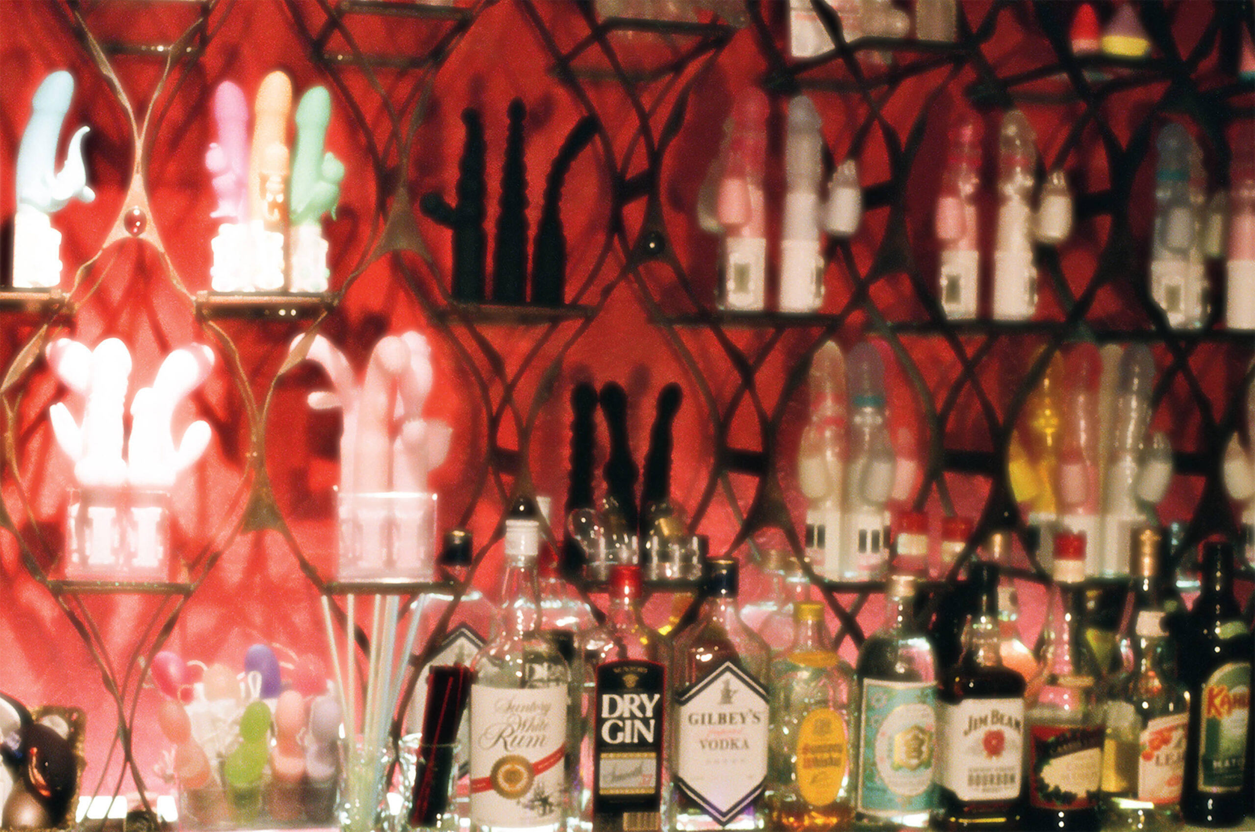 PLAYBOY_Good-Vibes_Vibe-Bar_embed02.jpg