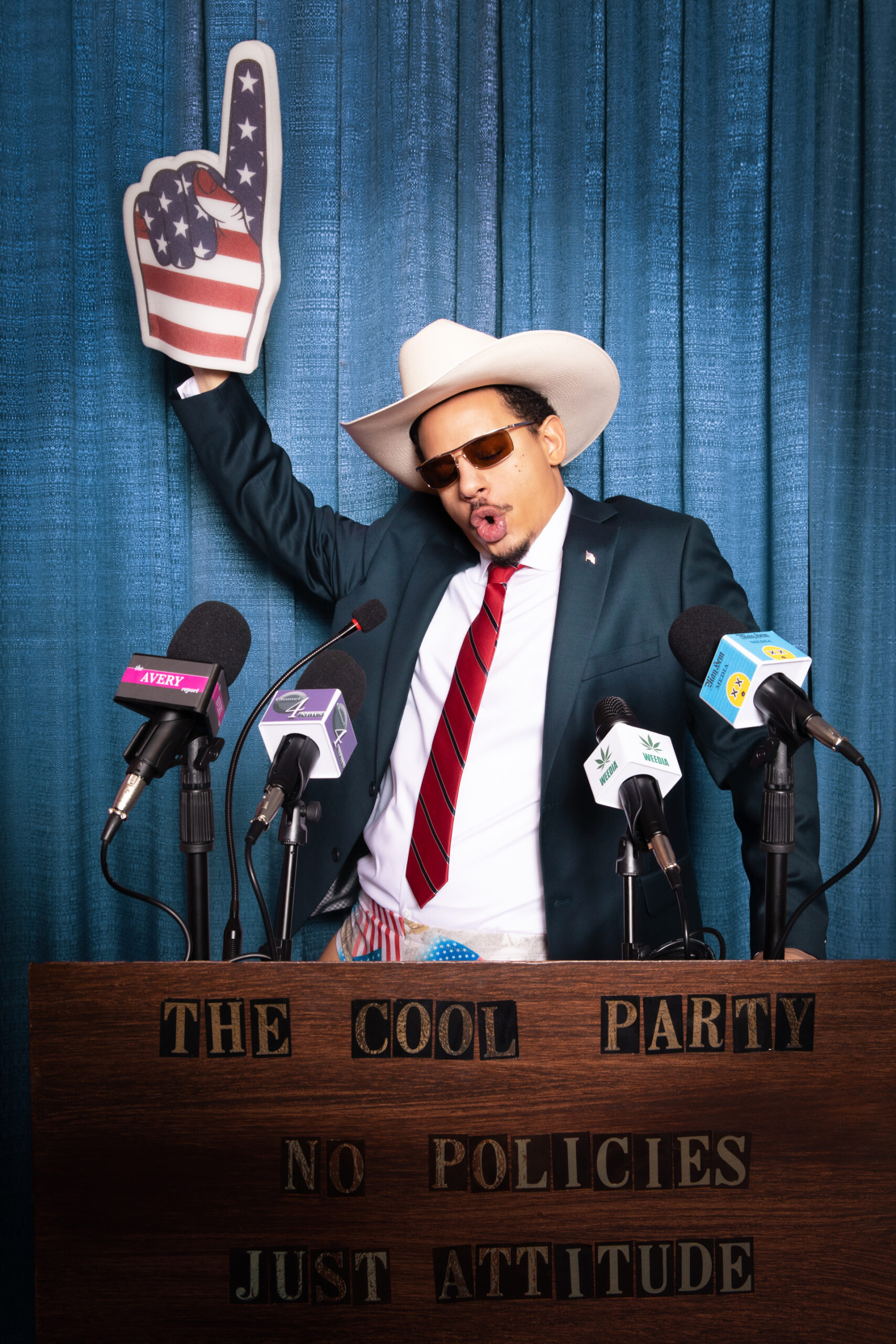 Playboy Eric-Andre embed05B