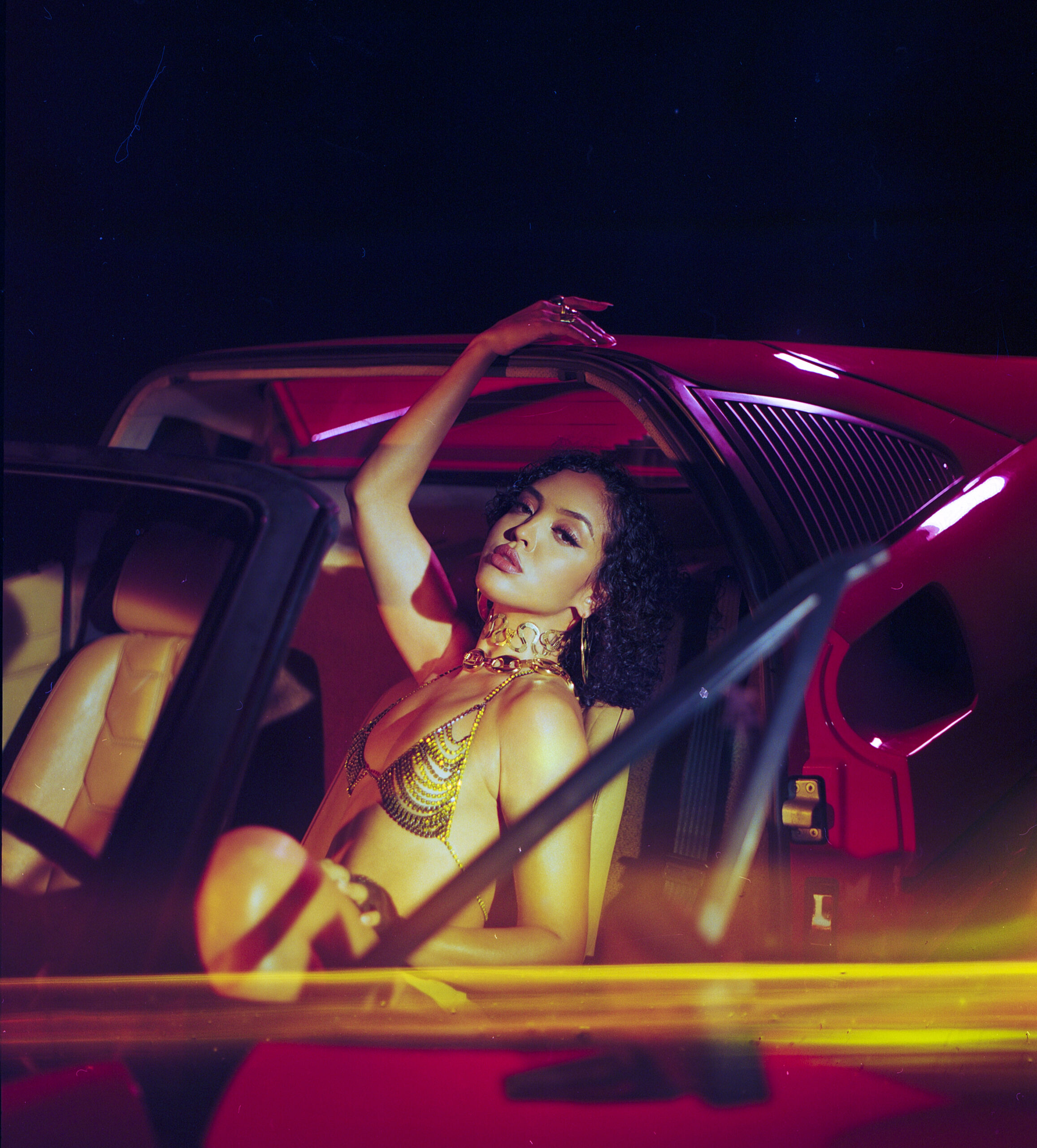 Playboy PM Izabela-Guedes 02