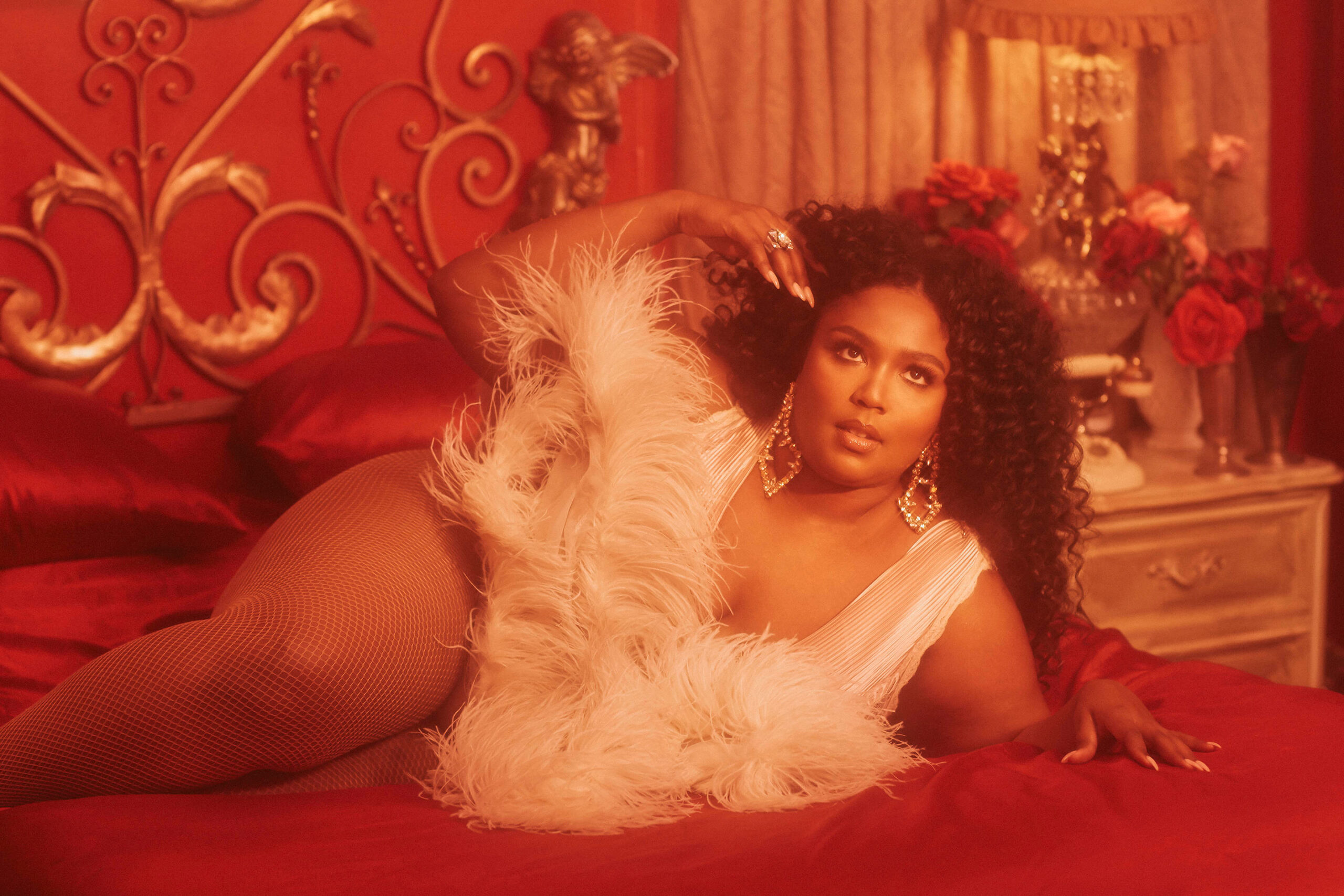 Playboy_Q2_Lets-Play_Lizzo_(02).jpg