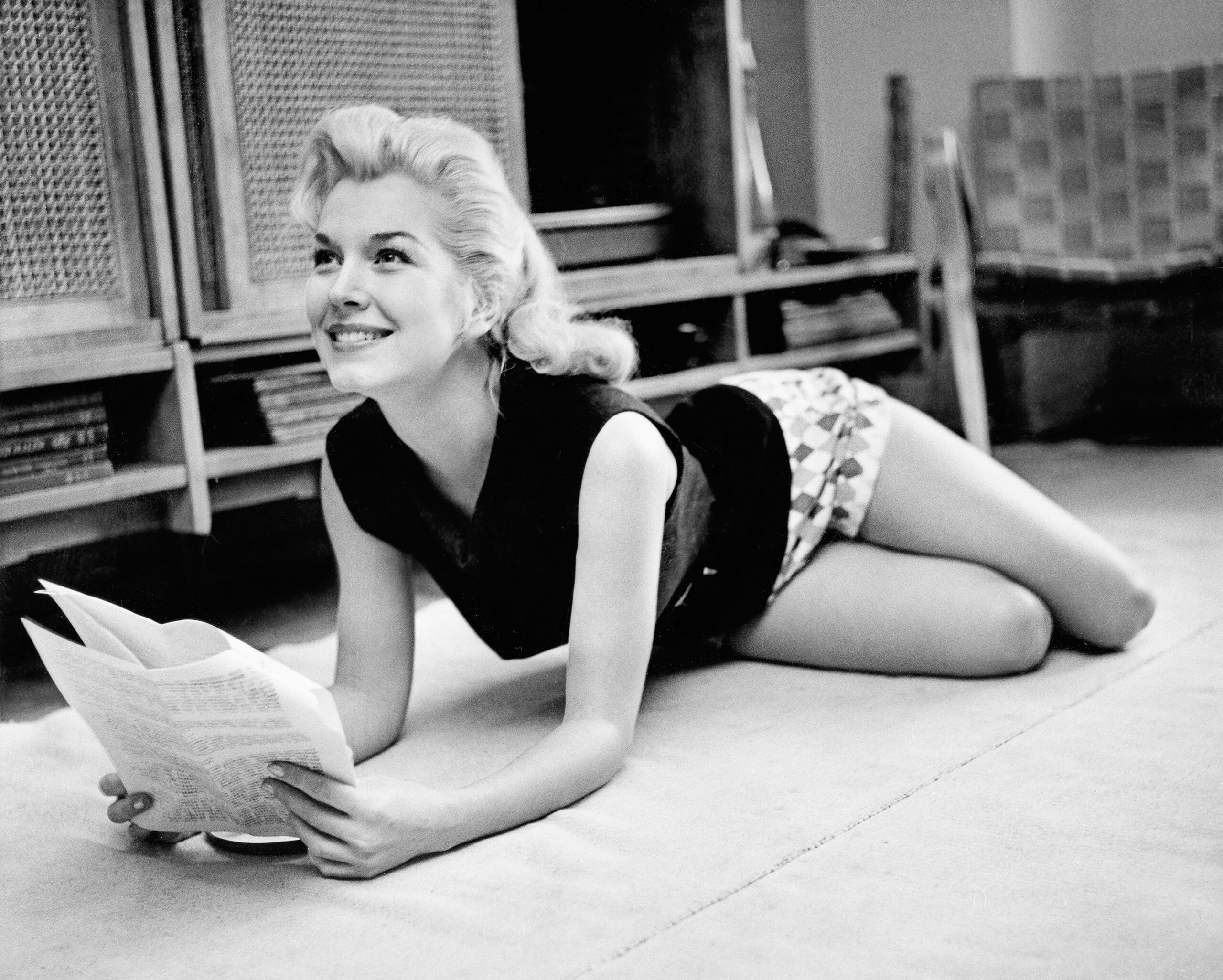 Playmates-at-Home-1950s-Gallery embed10