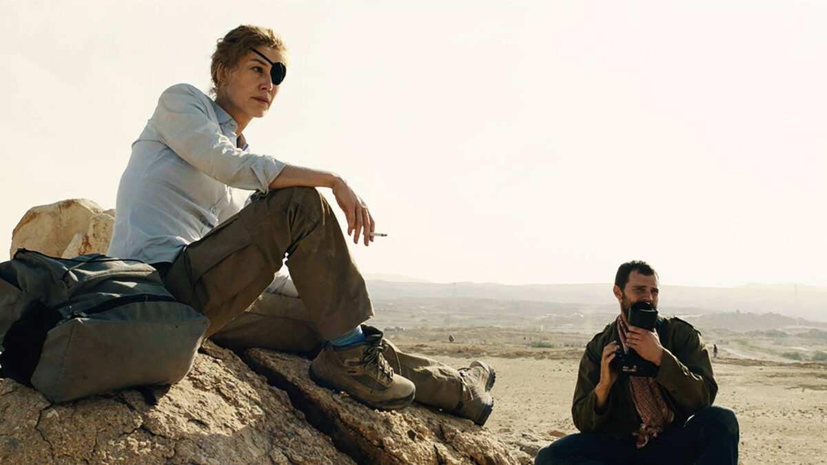 a-private-war-film_16x9.jpg