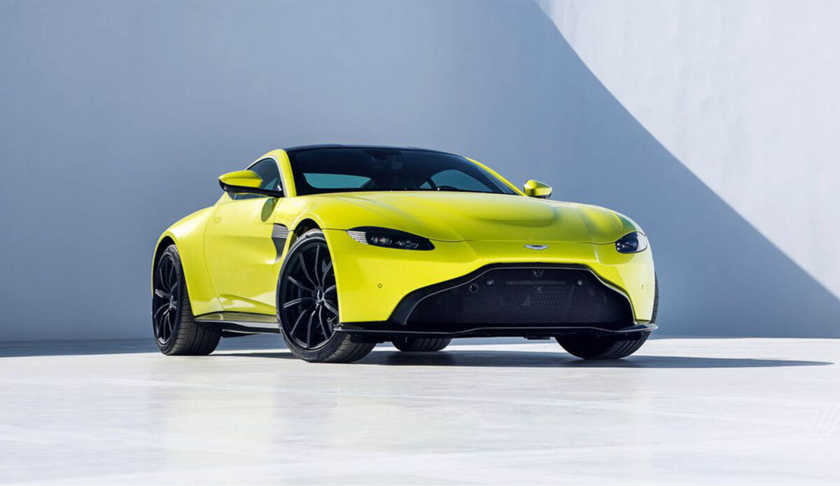 aston-martin-tom-brady-2019-vantage-561-16x9.jpg