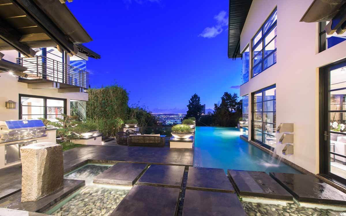 calvin-harris-sells-hollywood-hills-home-61-asset-1-full.jpg