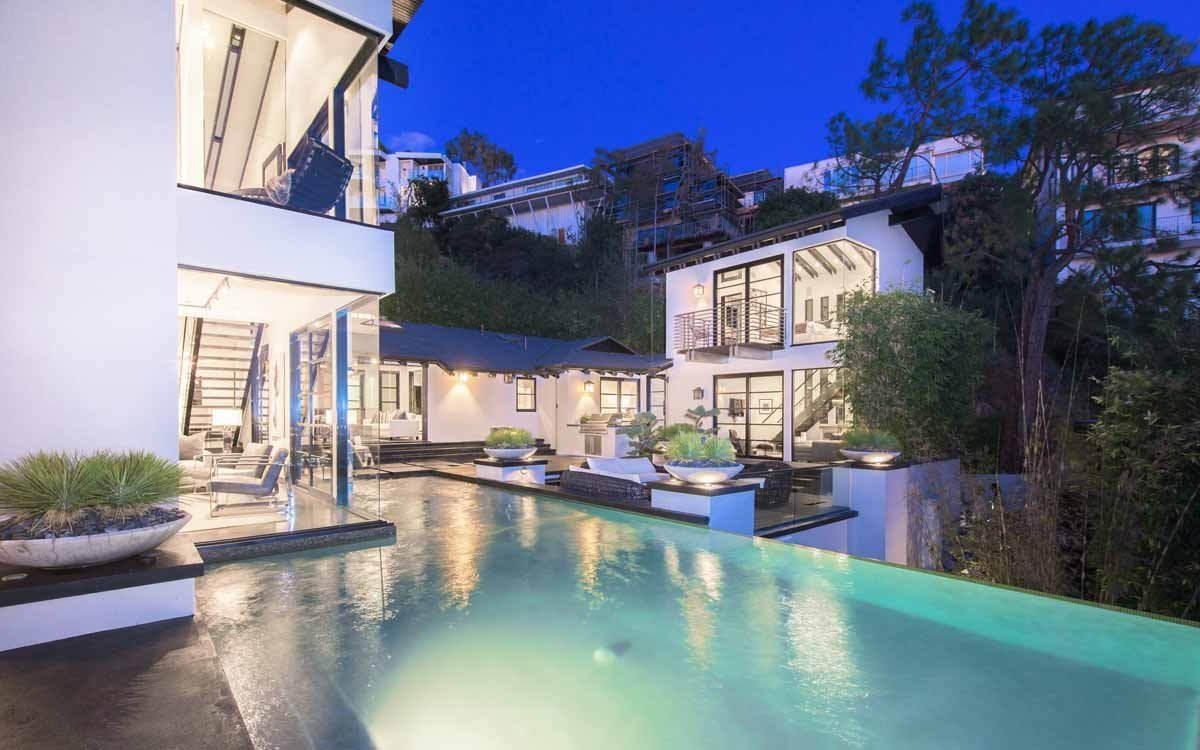 calvin-harris-sells-hollywood-hills-home-61-asset-3-full.jpg