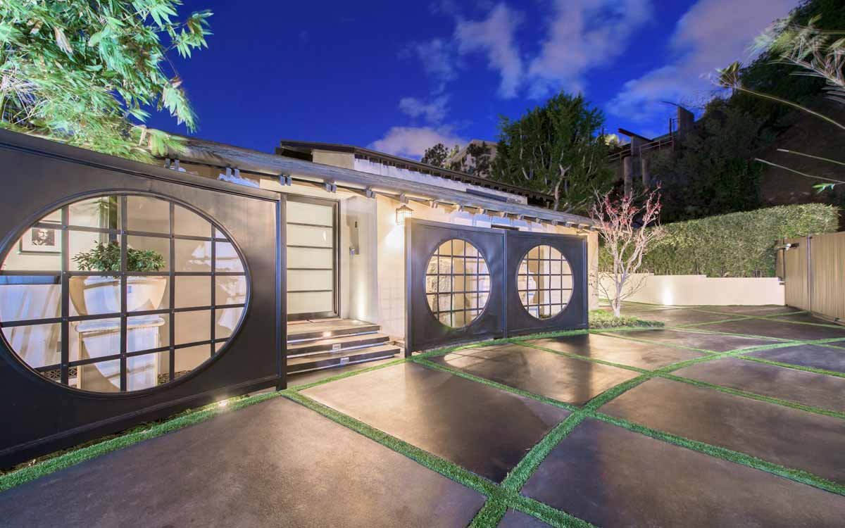 calvin-harris-sells-hollywood-hills-home-61-asset-6-full.jpg