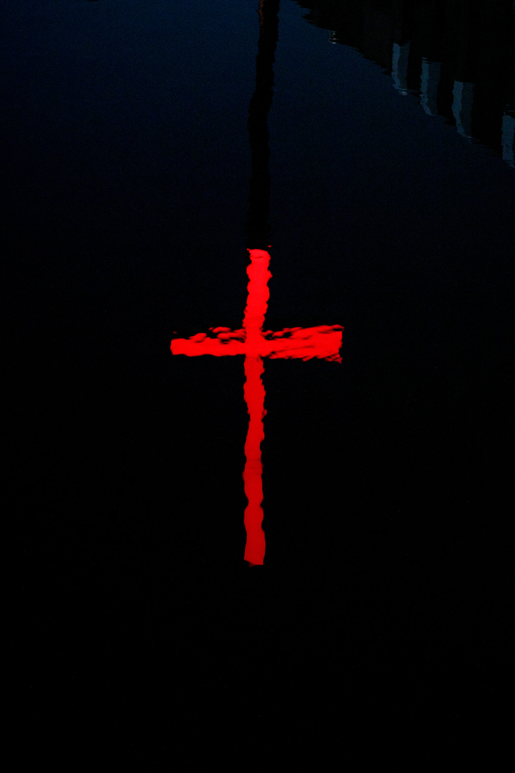 dark-mofo-2018-waterfront-crosses_42580344992_o.jpg