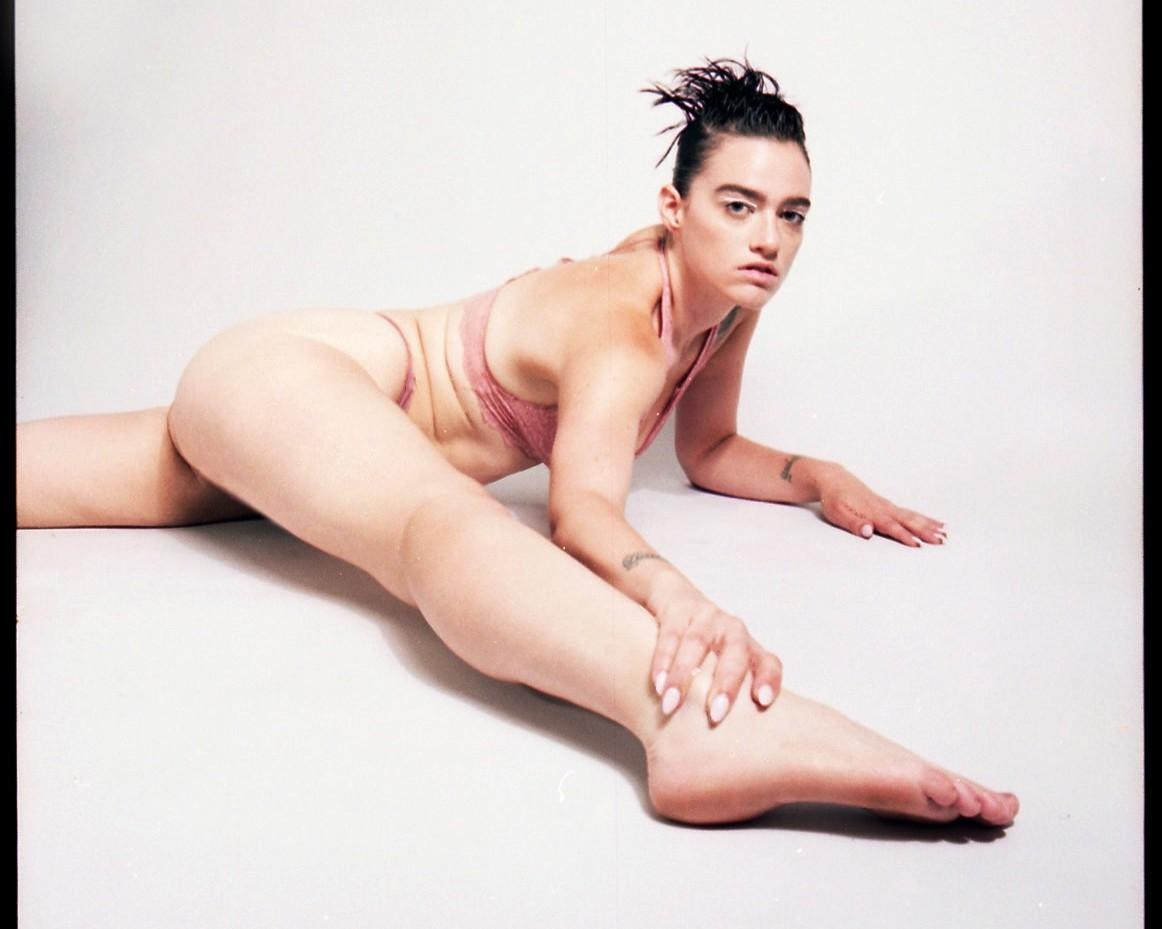meet-lindsay-dye-artist-sex-worker-cake-sitter-227-asset-3-full.jpg