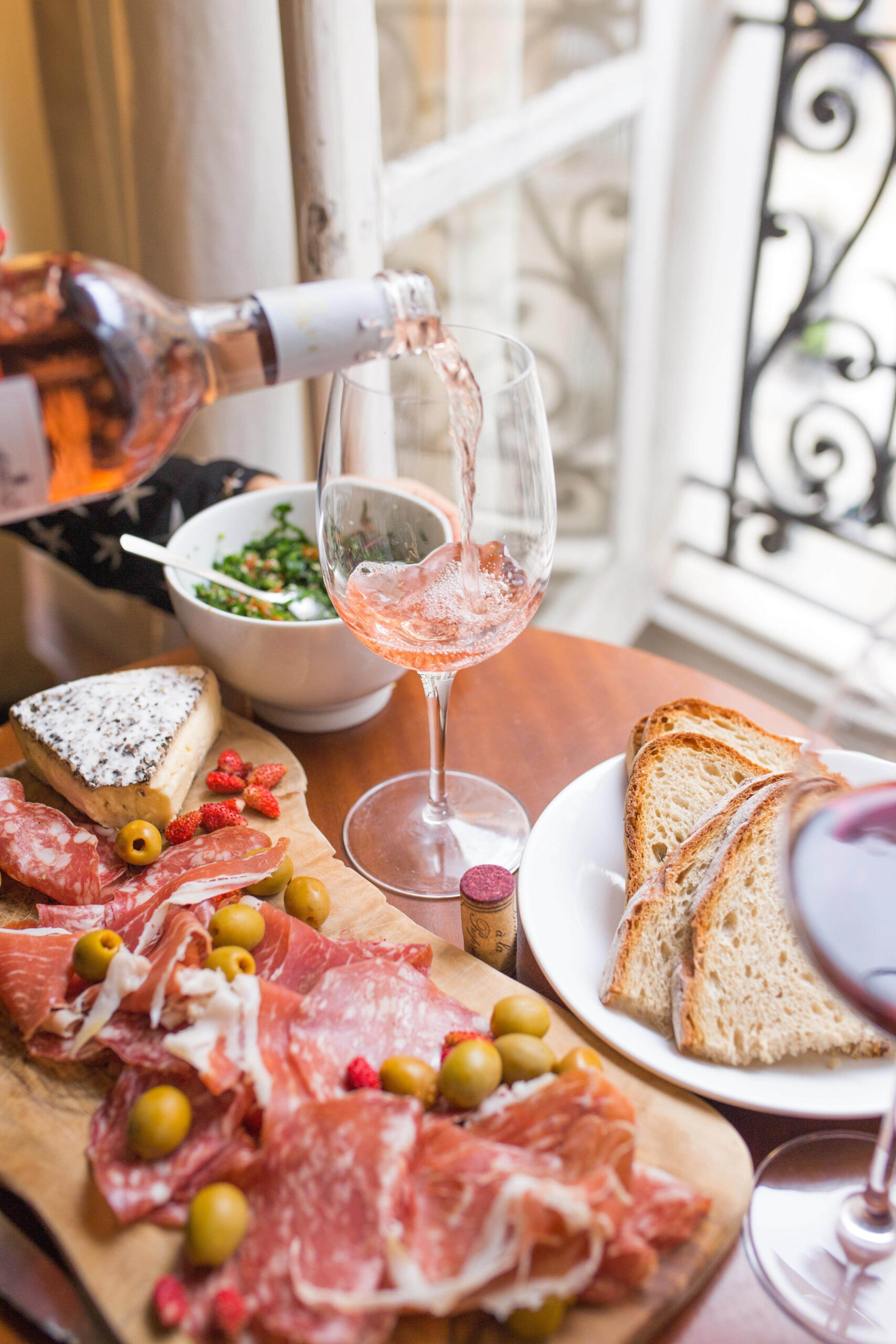 paris-drinking-guide-EMBED.jpg