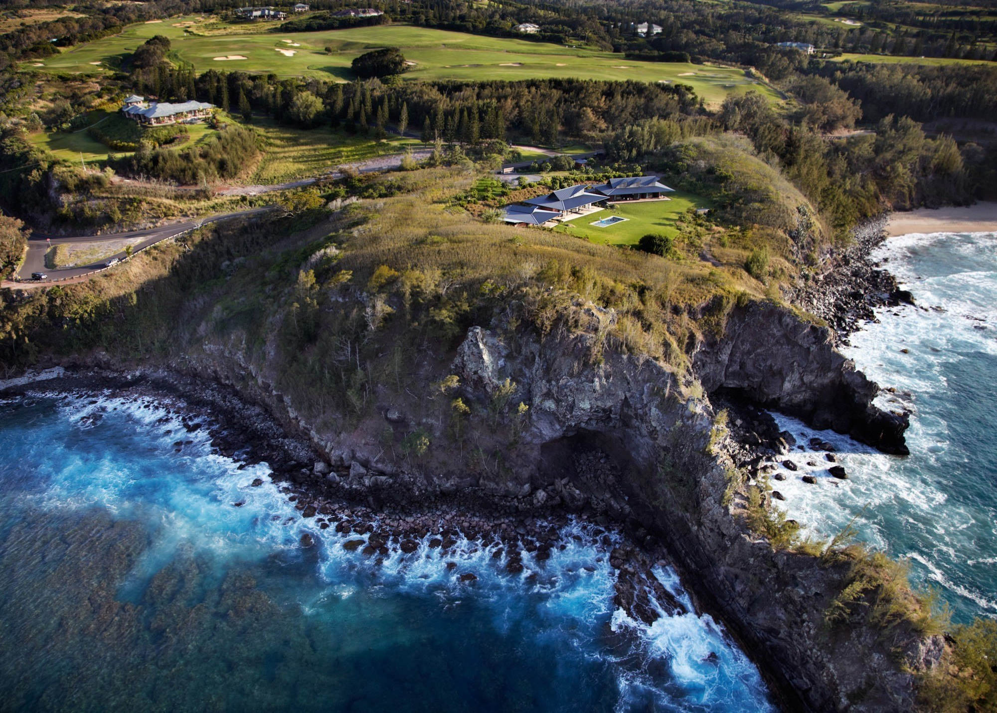 stunning-homes-on-cliffs-94-asset-7-full.jpg